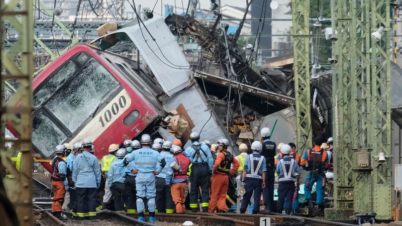 京急事故､運転士にブレーキ判断の余裕あった? 信号機､当初説明の600m