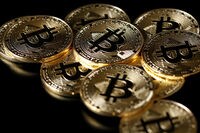 ビットコイン､急騰の主役は日本の投資家だ 円がドルを抜きトップシェアに