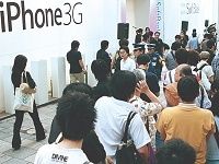 iPhoneが変える！？ 波乱の携帯ビジネス ついに日本に上陸