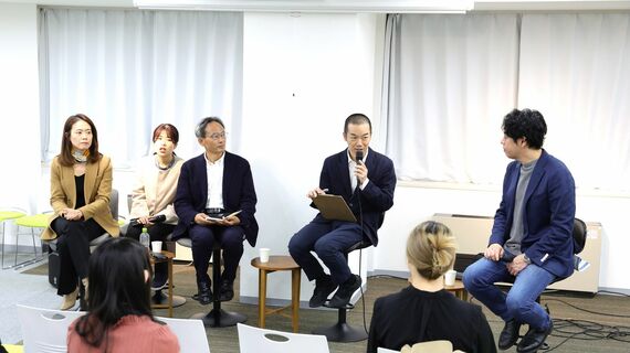 トークショーの様子