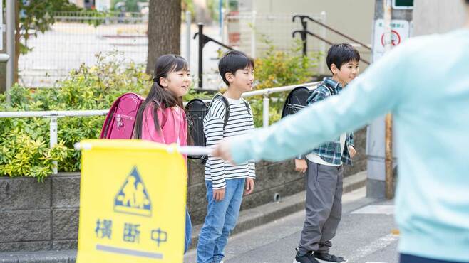 多忙な先生に｢やる必要ない仕事｣国が示す利点