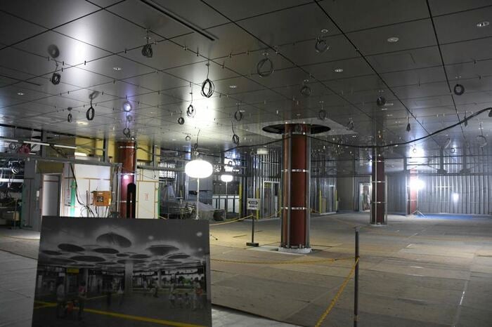うめきた地下口のコンコース