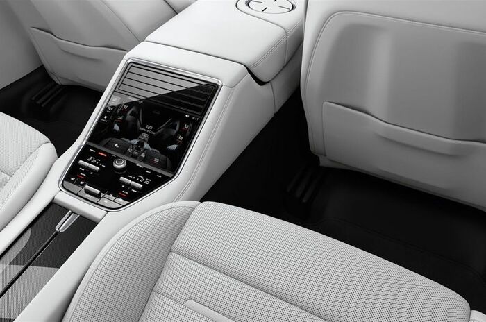 ポルシェ パナメーラ エグゼクティブ｜Porsche Panamera Executive