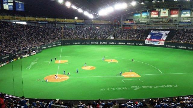 内野S指定席からのグラウンド全景