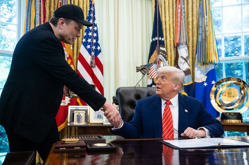 トランプ大統領 イーロン・マスク