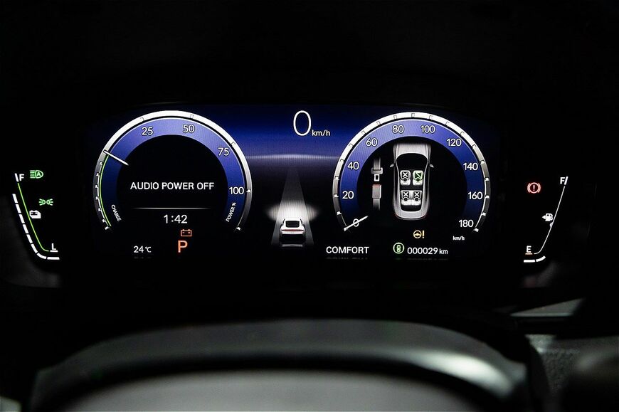 ホンダの新型「プレリュード」（写真：三木 宏章）