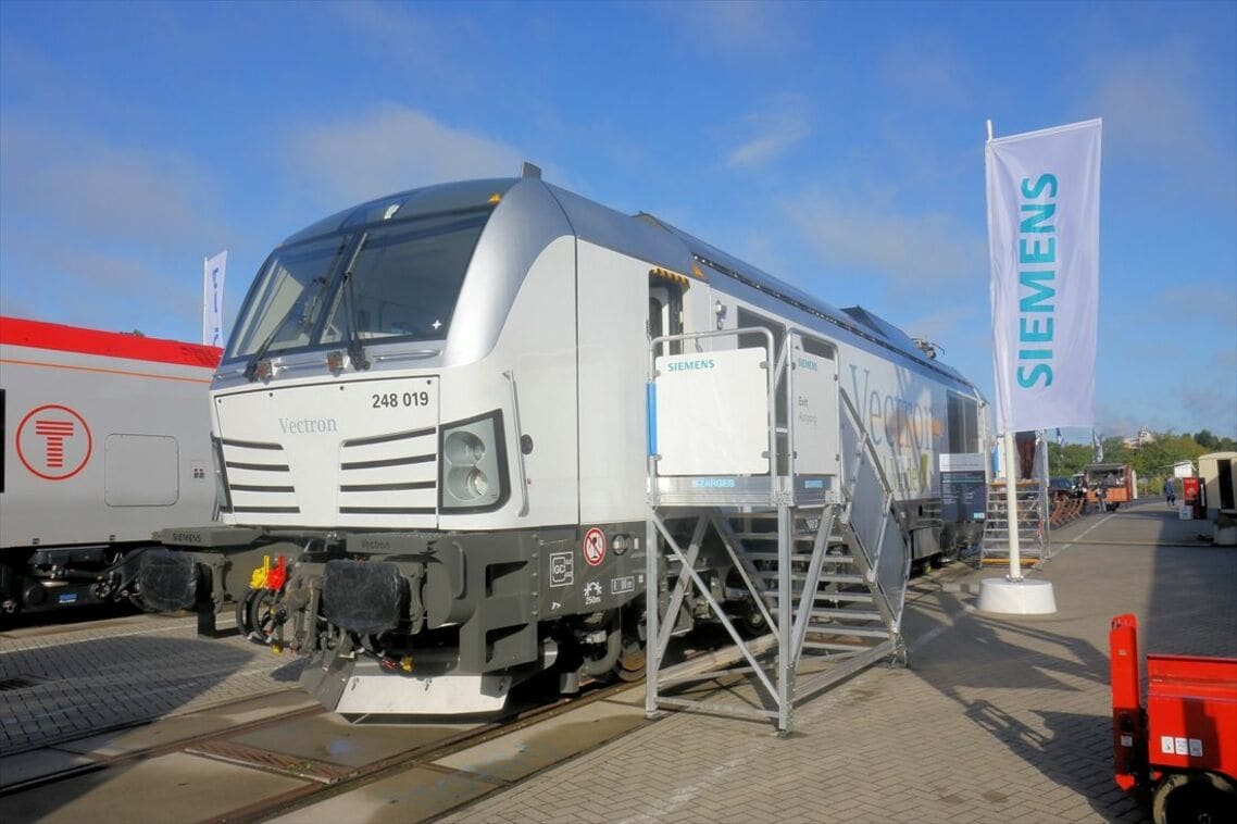 シーメンス・ヴェクトロンDMの展示用車両