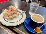 「サンティノ」のケーキセット（800円）（筆者撮影）