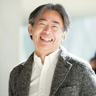 中邑賢龍（なかむら・けんりゅう）東京大学先端科学技術研究センター シニアリサーチフェロー広島大学大学院教育学研究科博士課程後期単位取得退学後、香川大学教育学部助教授、米カンザス大学・ウィスコンシン大学客員研究員、英ダンディー大学客員研究員、東京大学先端科学技術研究センター教授などを経て2022年より現職。「ユニークな人材を受け入れ、多様性を認め合う社会の実現」を目指し、ICTを活用した学び支援研究、重度の知的障害や重複障害のコミュニケーション支援研究、不登校や引きこもり状態になっている若者の支援研究などを行っている。著書に『どの子も違う 才能を伸ばす子育て 潰す子育て』（中公新書ラクレ）、『育てにくい子は、挑発して伸ばす』（文芸春秋）など（写真：中邑氏提供）