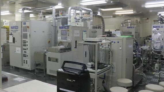 九州工業大学の半導体クリーンルーム