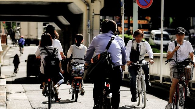 隠れて 自転車通勤 で事故 労災はおりるか ご存じですか あなたの会社のワークルール 東洋経済オンライン 社会をよくする経済ニュース