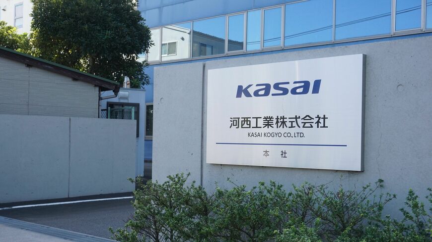 神奈川県にある河西工業の本社。もともとは日産の資本が入っていたが2000年代前半に日産が株式を売却。日産向けが売上高の約6割、ホンダ向けが約2割（記者撮影）