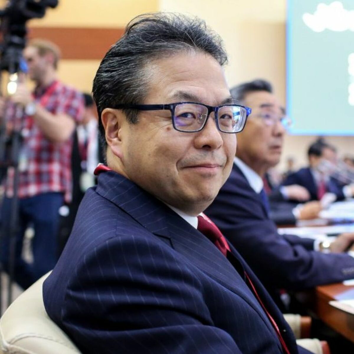 自民党で勃発した｢静かなる反乱｣の波紋､"大番頭"世耕氏の復党見送りで顕在化した自民党内の権力闘争と秋政局の行方 | 政治・経済・投資 | 東洋経済オンライン