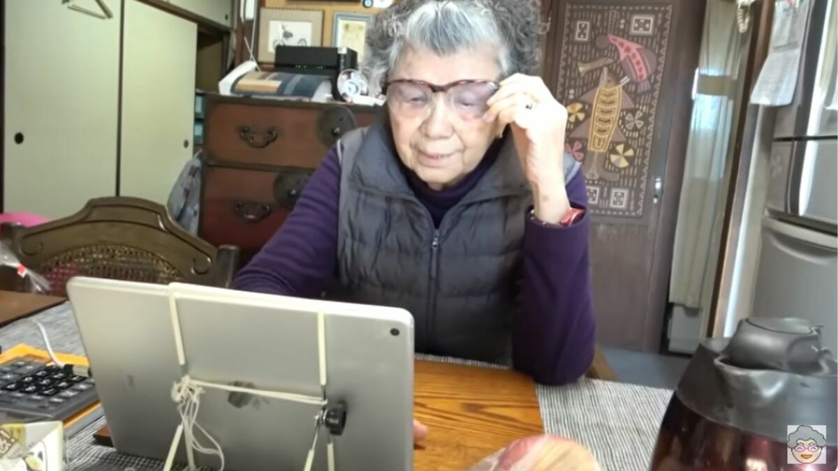 89歳人気YouTuber｢夫の遺品すべて処分｣した意味 ｢築57年の団地で一人暮らし｣の今がとっても幸せ | 長寿の金言 | 東洋経済オンライン