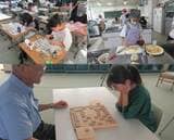 工作、調理、将棋など、各自がチャレンジしたいことに取り組む「オープン・タイム」