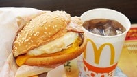 マクドナルド他｢月見バーガー｣食べ比べしてみた 月見をやらない｢バーガーキング｣の思惑は？