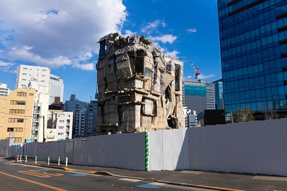 三田 ガウディ サクラダファミリア 岡啓輔