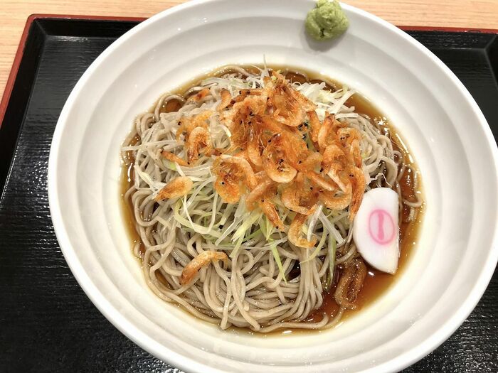 ロボットが作った「桜海老と白髪葱の香味そば」