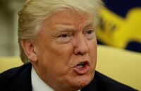 トランプ大統領がコミー前FBI長官をけん制 会話を録音したテープの存在をほのめかす