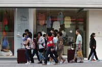 訪日外国人数、7月は過去最高　11月に2000万人超える見通し