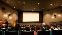 日本映画がハリウッドより儲かっている納得の訳