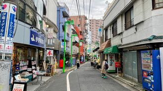新宿駅から6分なのに｢素通りされる｣街の意外な姿