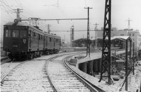 高架化された姫路駅（1954年）