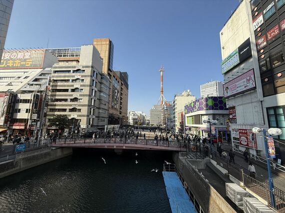 横浜駅西口繁華街 帷子川