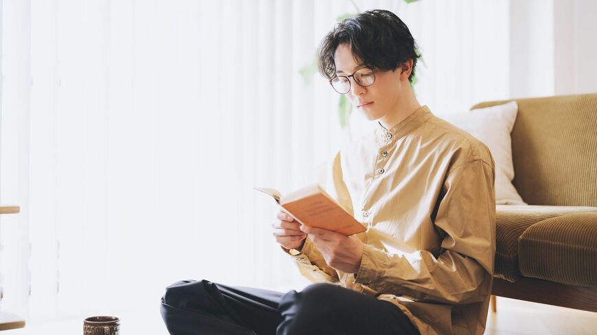 教養が足りなければ論理的な会話は成立しません（写真：zak／PIXTA）