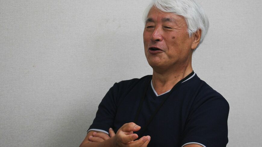 大学卒業後、教師になった左巻さん。左巻流の独特な授業を展開し、大人気となった（筆者撮影）