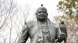 徳川家康公銅像（写真： ブルーインパルス ／PIXTA）