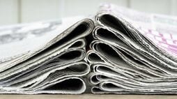 〈独自調査〉全国紙､20年で2割超値上げの裏で｢紙面量は最大4割減｣…縮小する新聞､読者にしわ寄せ？
