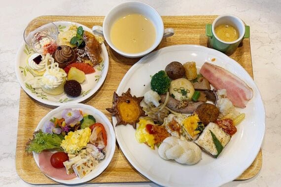 モーニングビュッフェ