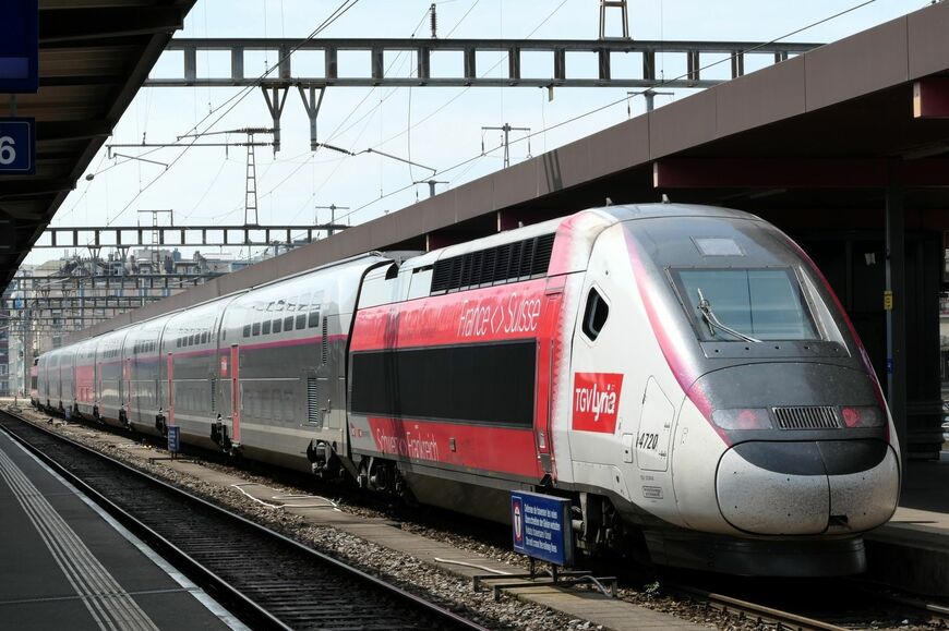 フランスから乗り入れるTGV「リリア」（筆者撮影）