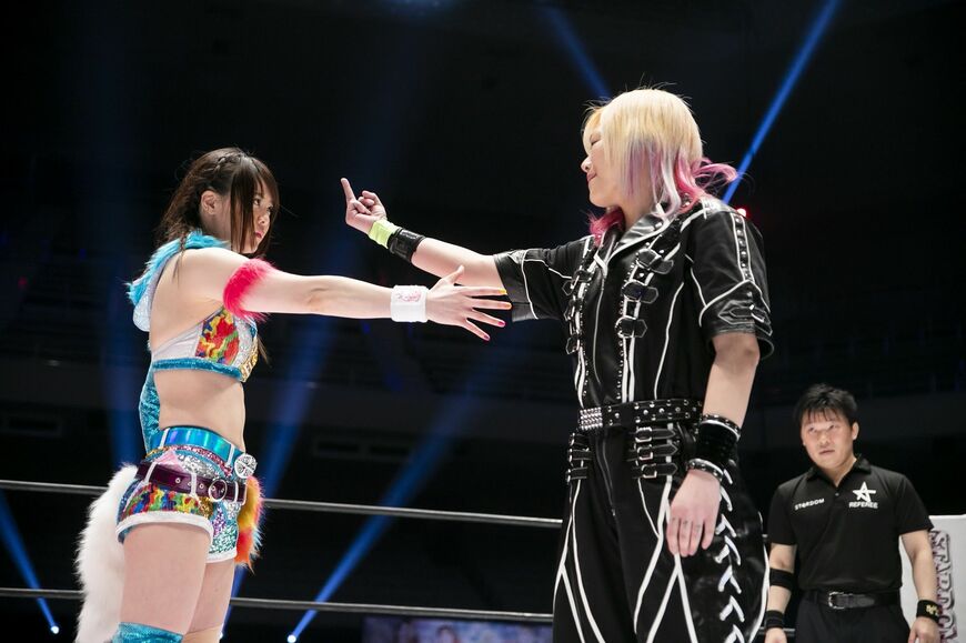 （写真提供：ブシロード）