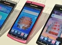スマートフォンを取り込むソニー、携帯電話の合弁解消も、競争熾烈