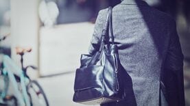 ｢部下には頼めません｣そりゃ誰も助けに来ないわけだよ…ある朝動けなくなった45歳課長が発した"うつ未満"の限界サイン