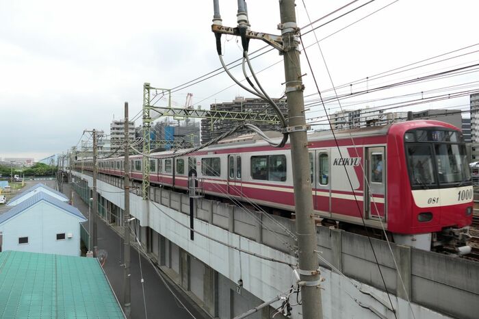 鉄道施設から見た本線
