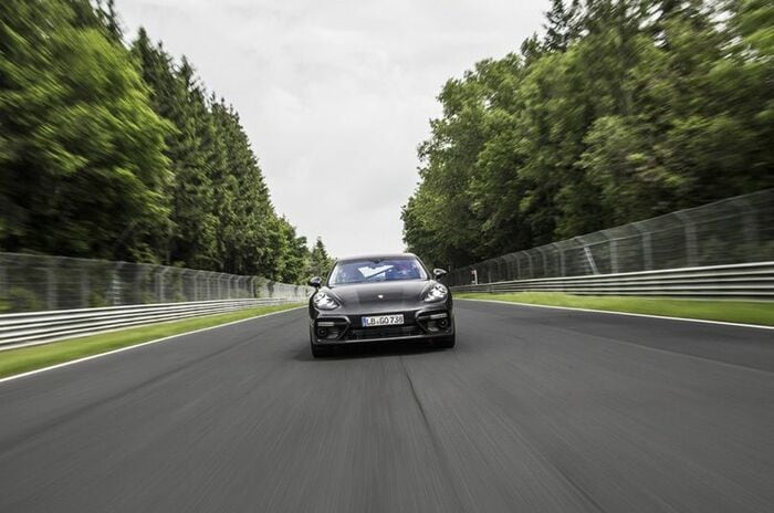 ポルシェ パナメーラ｜Porsche Panamera