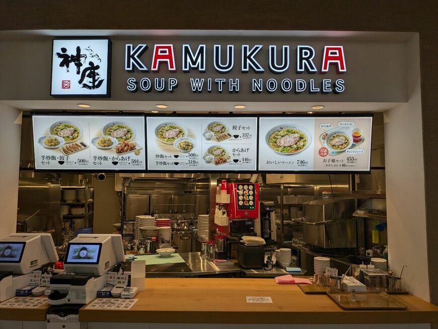 フードコート内の店舗