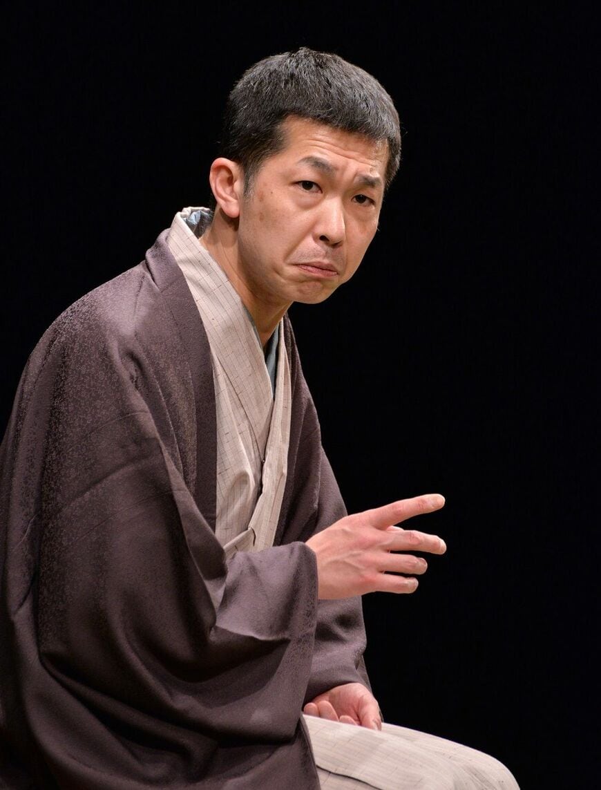 高座での柳家三三（撮影：橘蓮二）