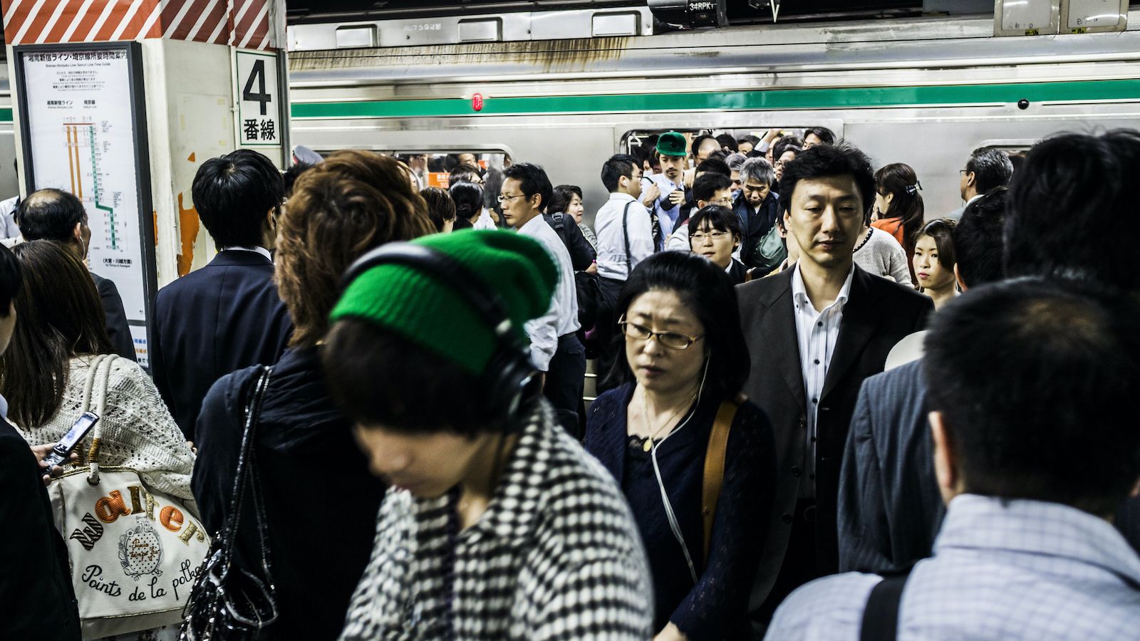 満員電車を日本からなくす たった1つの方法 ワークスタイル 東洋経済オンライン 経済ニュースの新基準