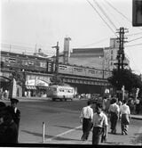 有楽町駅付近を走る京浜東北線＝1952年（撮影：大塚康生）