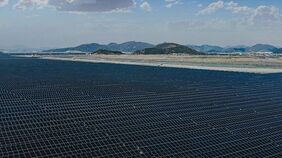 中国の太陽光発電能力が初めて石炭火力を凌駕､電力供給の主役へ…設備メーカーの赤字尻目に進む政府の｢脱炭素｣