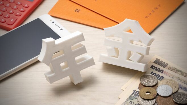 ｢基礎年金底上げ｣と生活保護､どちらが高くつくか