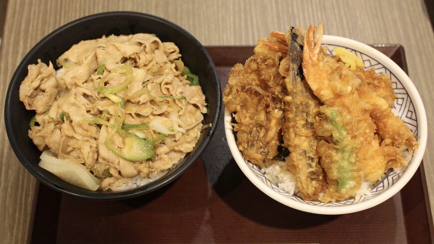 すた丼と天丼