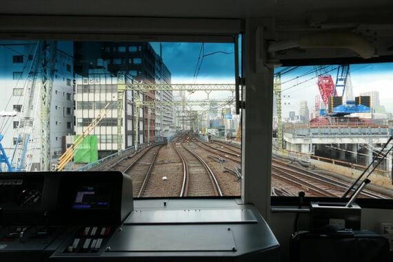 運転台から見た京急品川駅の引上線