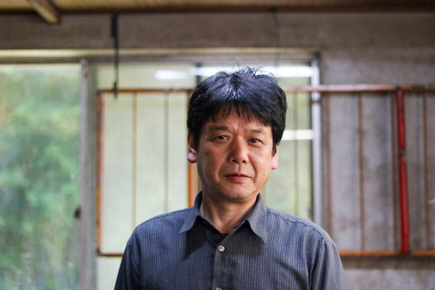 上田手漉和紙工場7代目・上田康正さん（写真：筆者撮影）