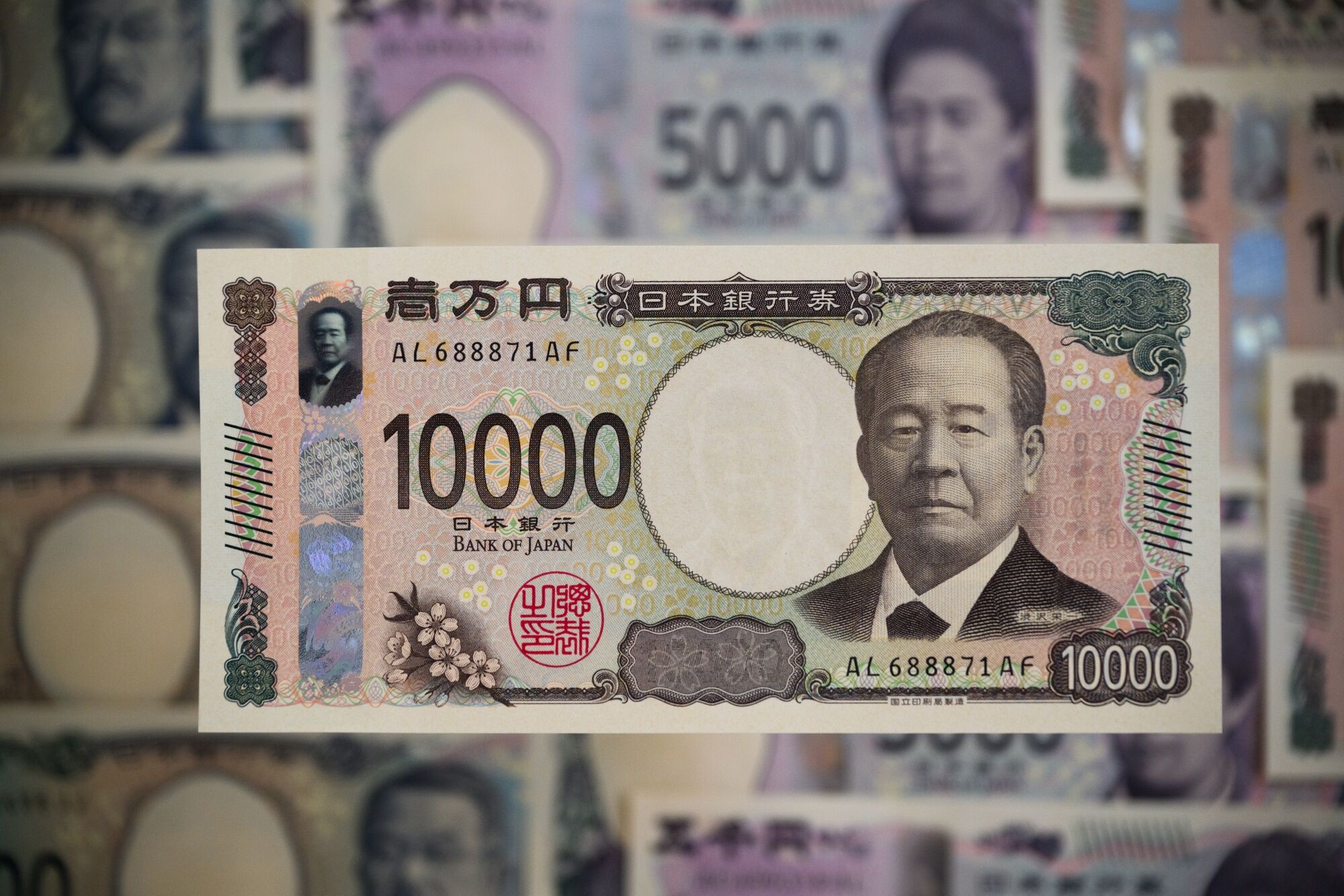 ドル安で円やスイスフランが上昇､安全資産に根強い需要｜会社四季報