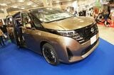 日産のセレナをベースにした、メティオの新作キャンピングカー「ラクネルステイ・スイート」（筆者撮影）